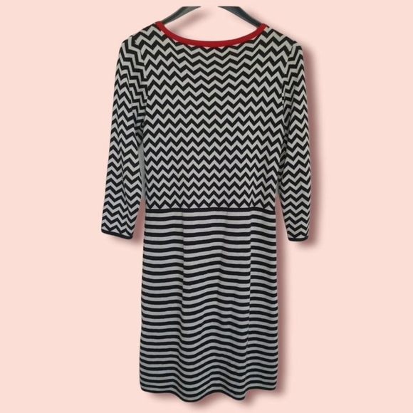 Cute max Mara Weekend silk/cotton blend knitted jumper dress.Size small uk 10 - Picture 2 of 4